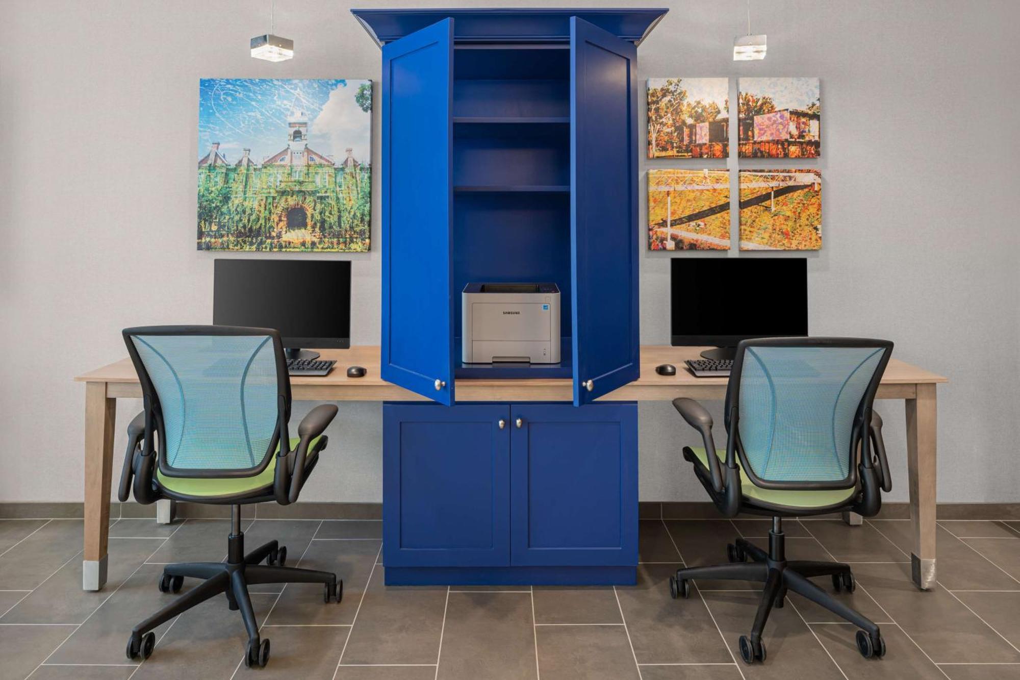 Home2 Suites By Hilton Des Moines At Drake University Zewnętrze zdjęcie