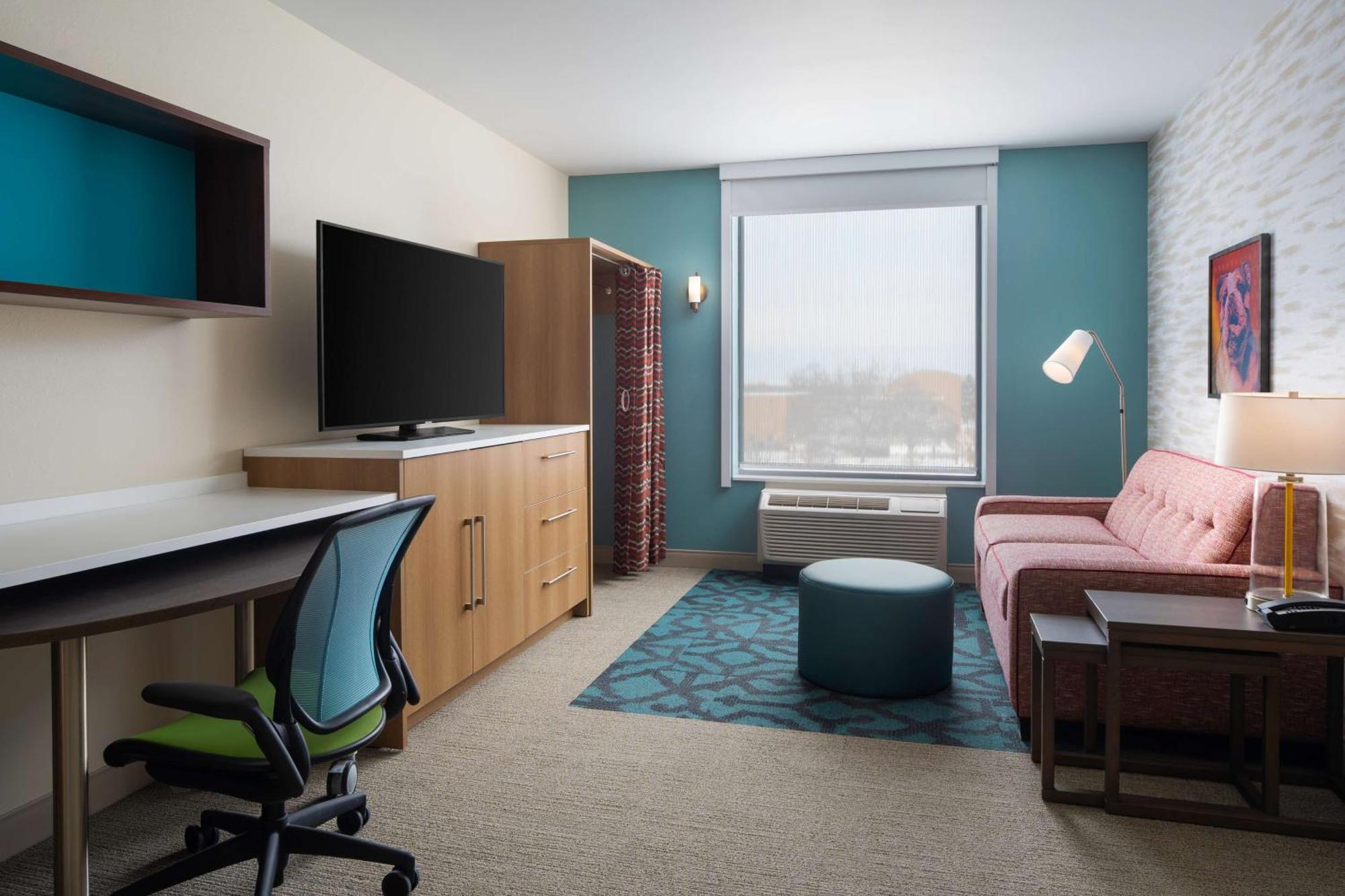 Home2 Suites By Hilton Des Moines At Drake University Zewnętrze zdjęcie