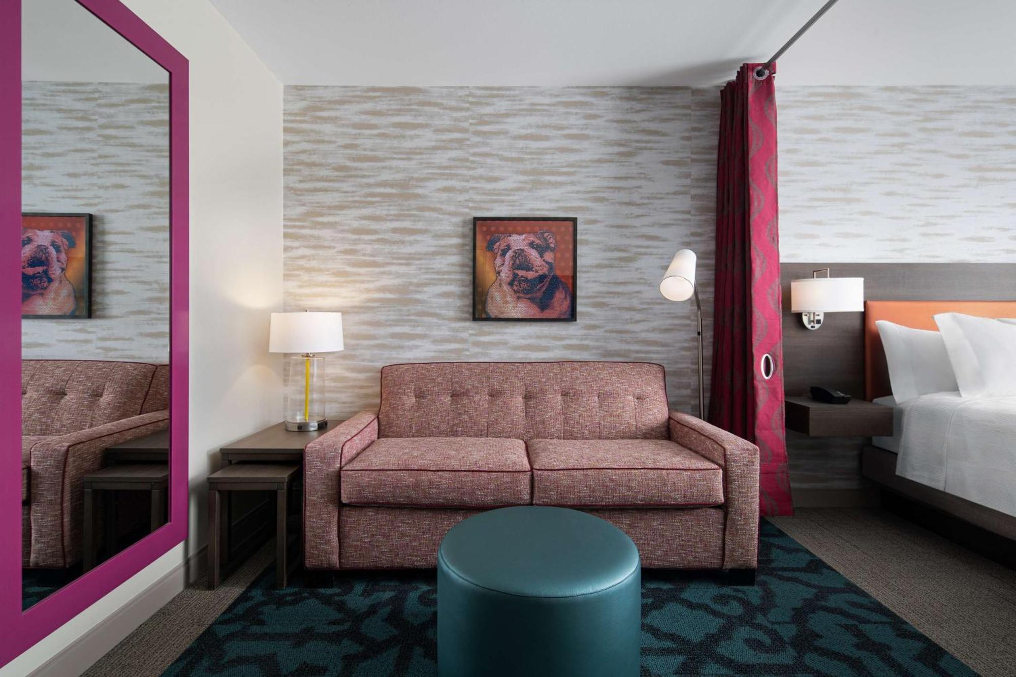 Home2 Suites By Hilton Des Moines At Drake University Zewnętrze zdjęcie